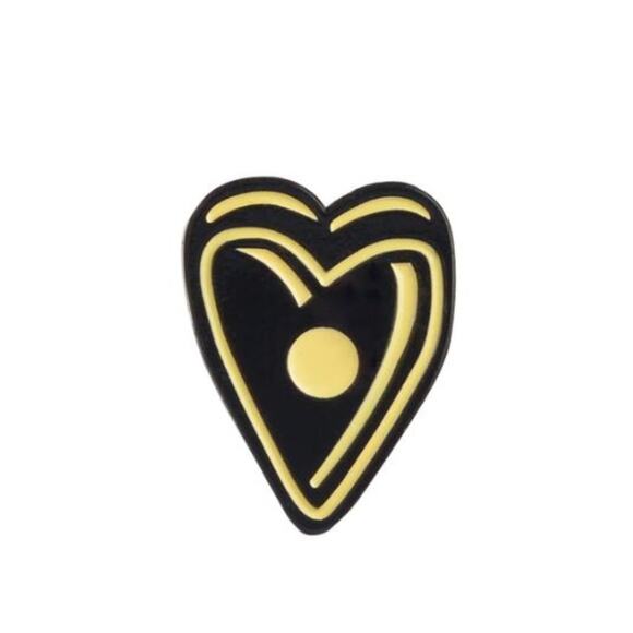 Heart Shaped Ouija Oracle Pin Brooch Halloween - Picture 1 of 2